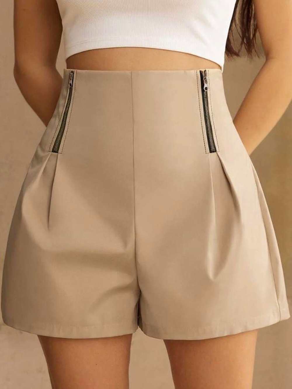Micas High Waist tan shorts